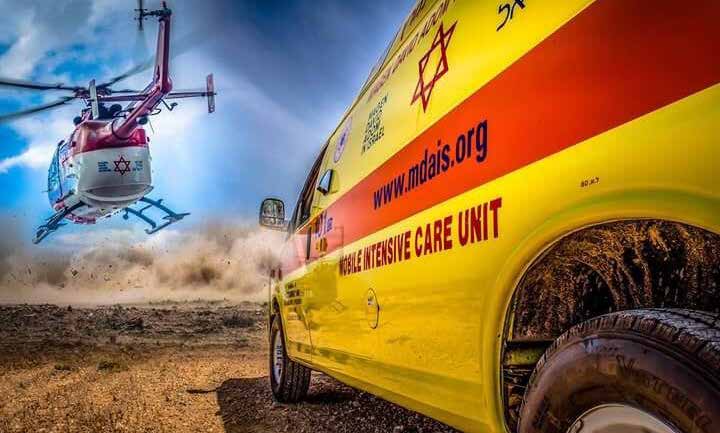 מסוק פינוי ואמבולנס טיפול נמרץ נייד - שילוב אמצעי הפינוי הקרקעי והאווירי לקיצור שעת הזהב.